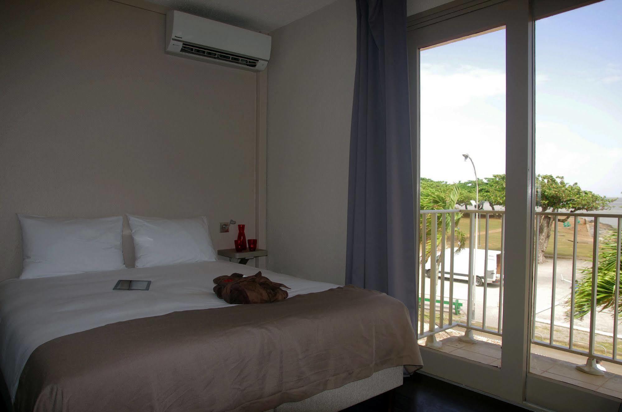 קאיין Hotel Des Amandiers מראה חיצוני תמונה